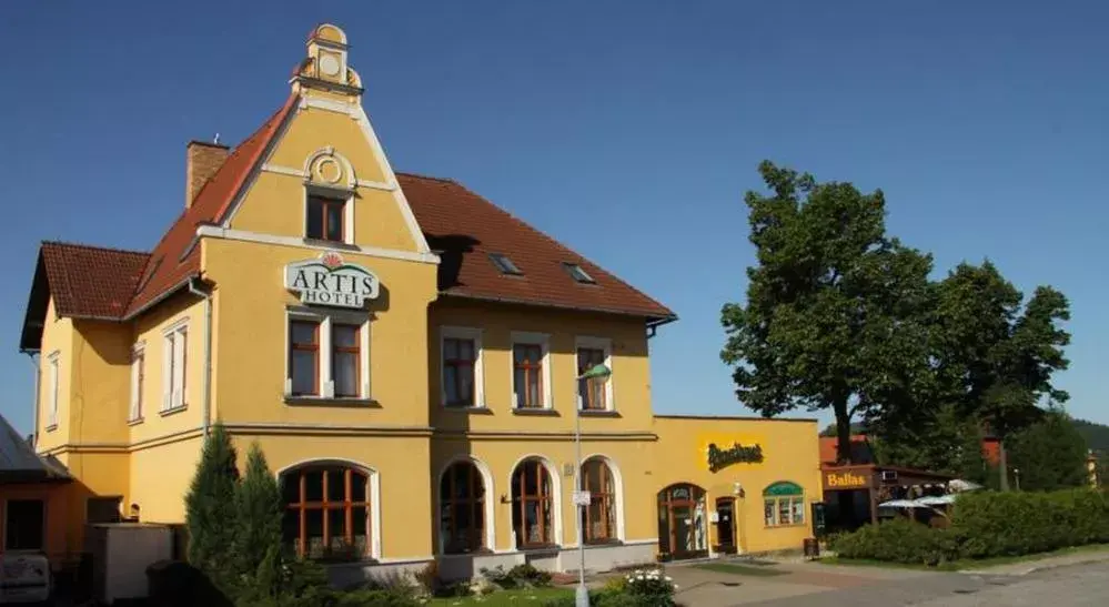 Hotel Artis
